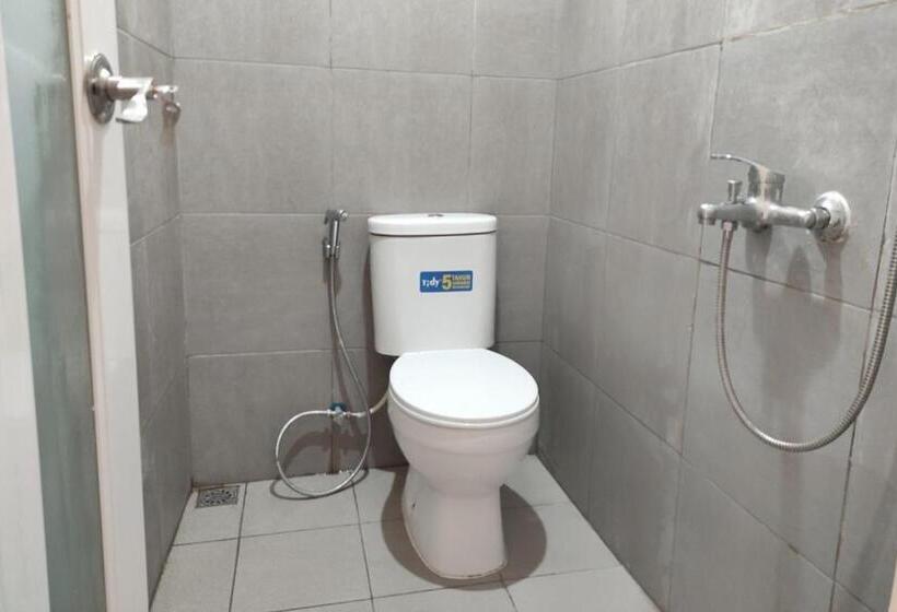 Отель Reddoorz Near Agrowisata Kebun Teh Dieng