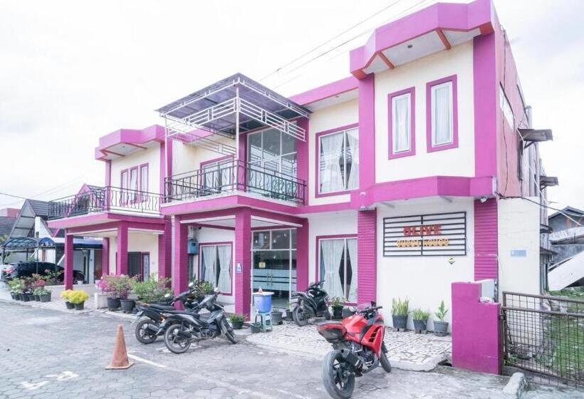 فندق Reddoorz Near Uniska Banjarmasin