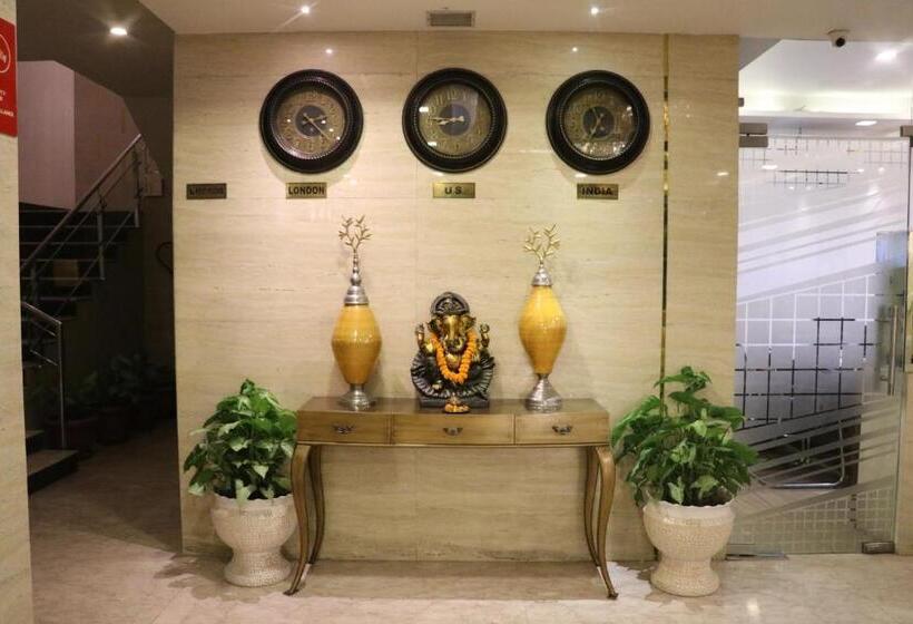 בית מלון כפרי S C Residency