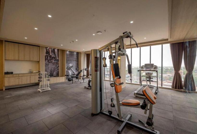 בית מלון כפרי Sarovar Portico Morbi