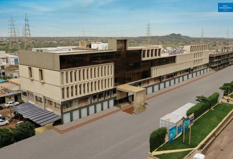 בית מלון כפרי Sarovar Portico Morbi