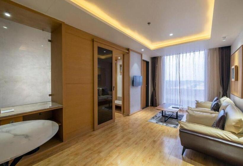 בית מלון כפרי Sarovar Portico Morbi