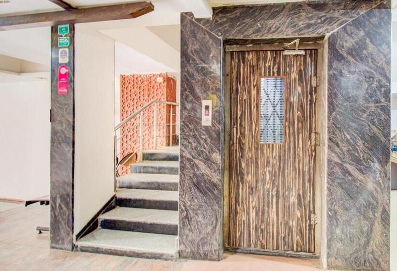 فندق Spot On 44978  Galaxy Inn