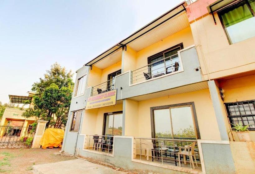 酒店 Spot On 79399 Om Residency Classic