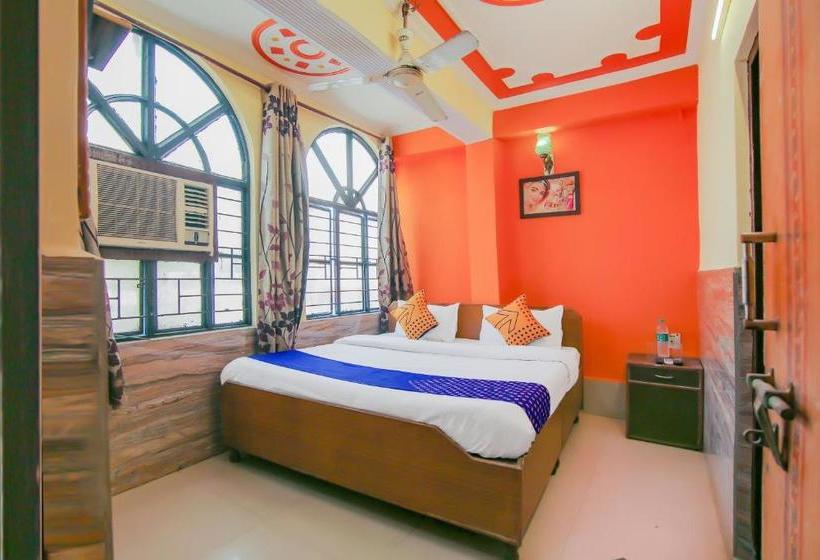 فندق Spot On 79602  Royal