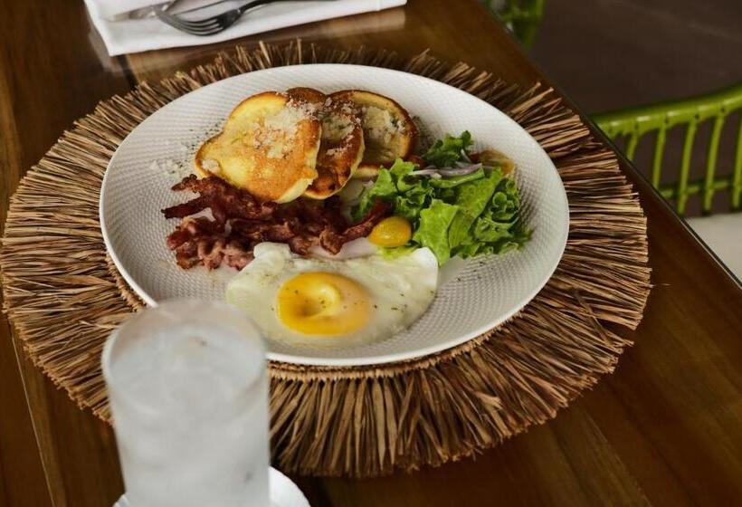 Отель Summer Haven