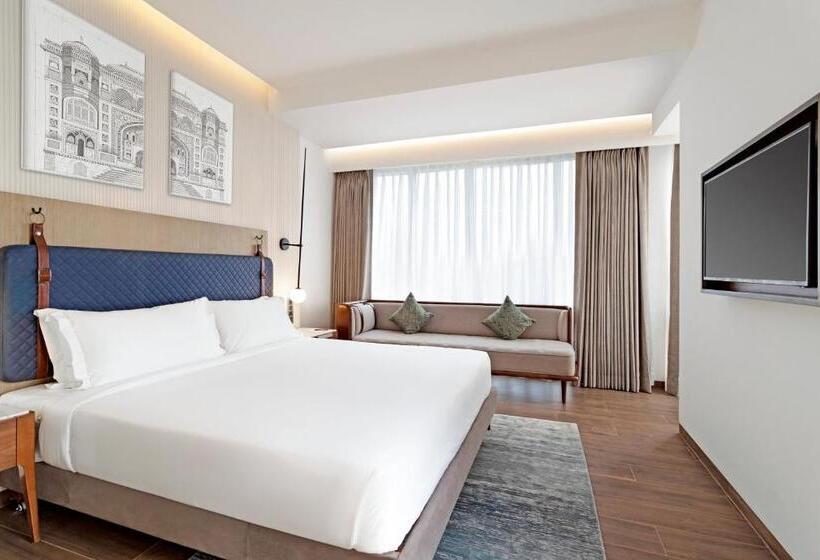 בית מלון כפרי The Crescent