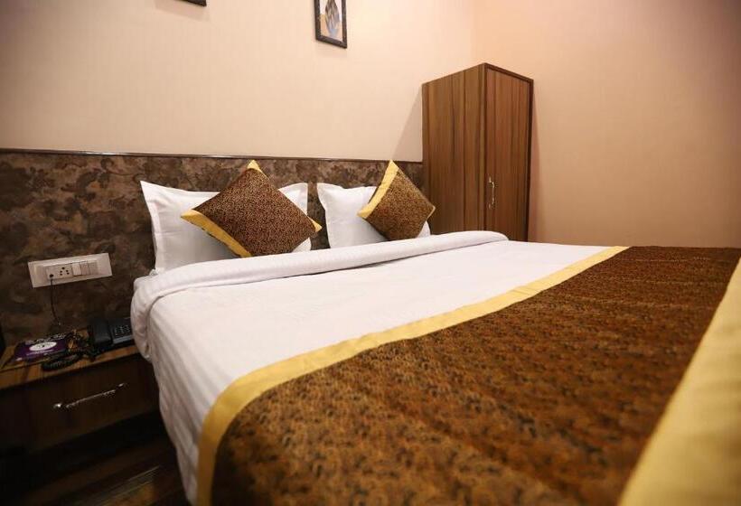 ホテル The Park View