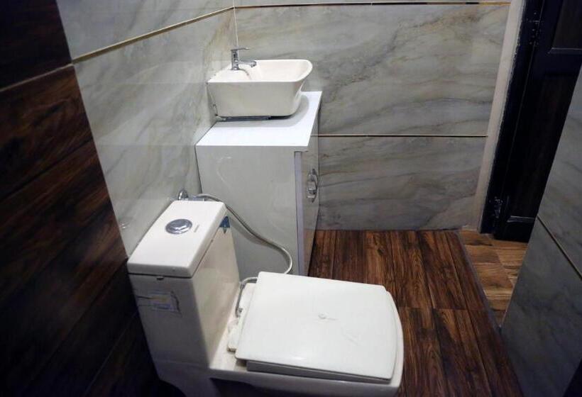 ホテル The Park View