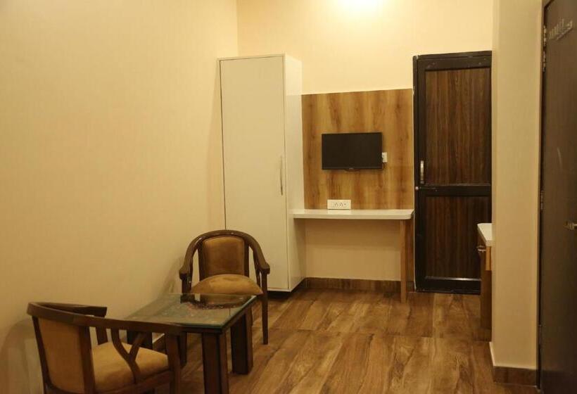 ホテル The Park View