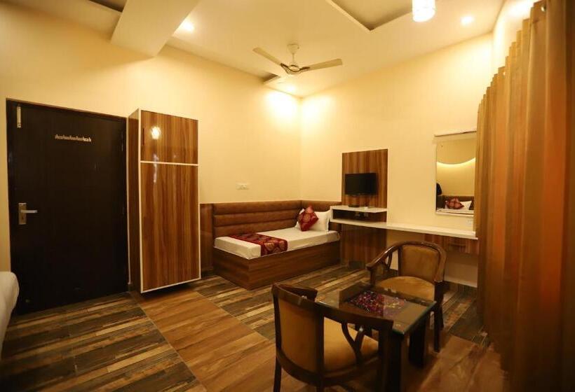 ホテル The Park View