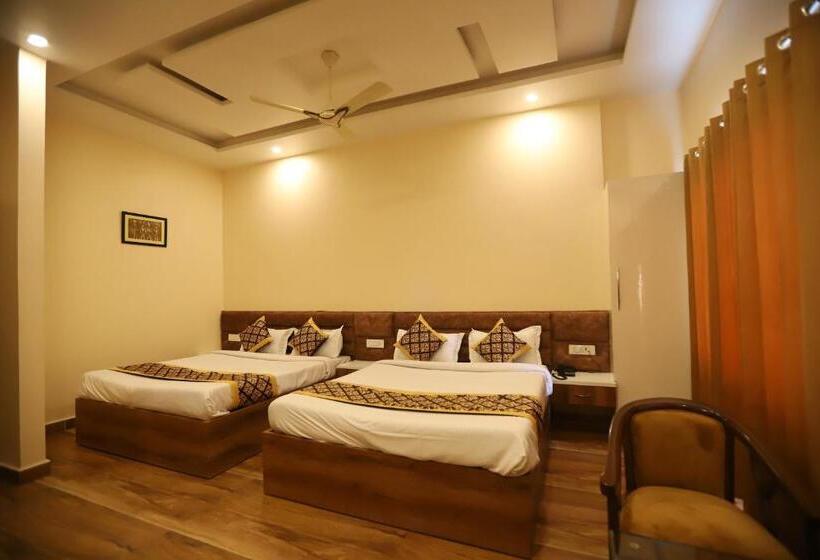 ホテル The Park View