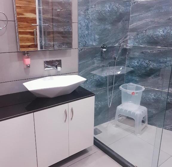 ホテル The Park View