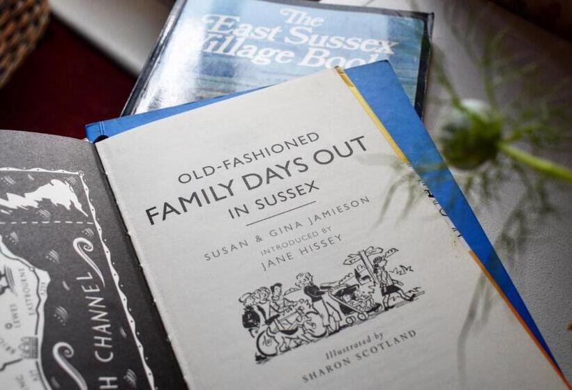 فندق The Roebuck Inn