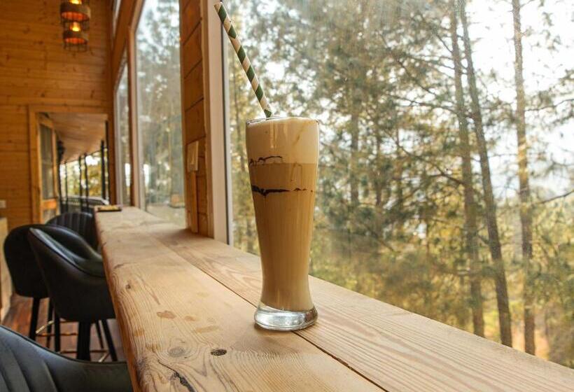 فندق Thehimalayanliving Whistling Pines