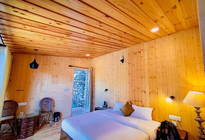 בית מלון כפרי Thehimalayanliving Whistling Pines