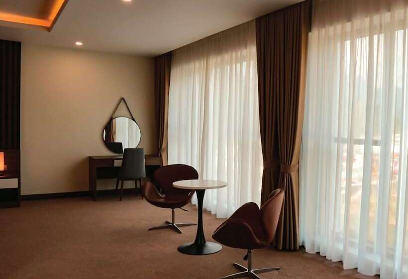 هتل Yen Bien Luxury