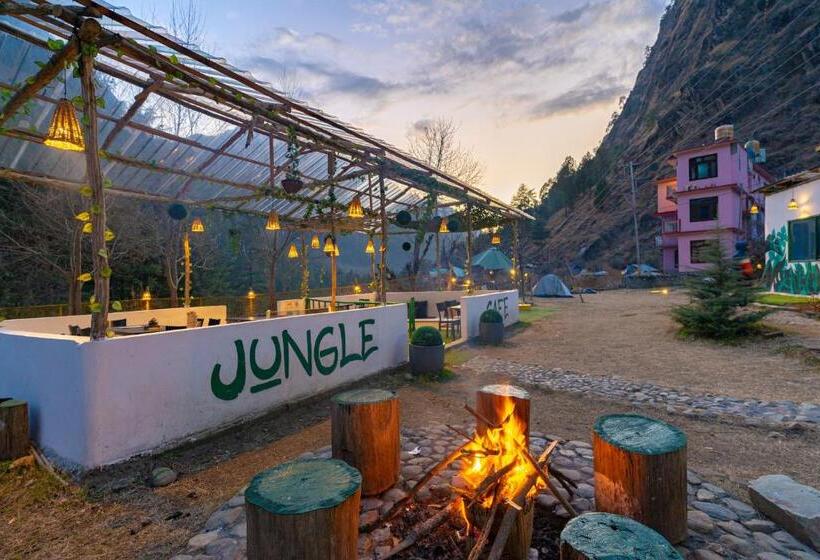 Jungle Hostel By Whoopers