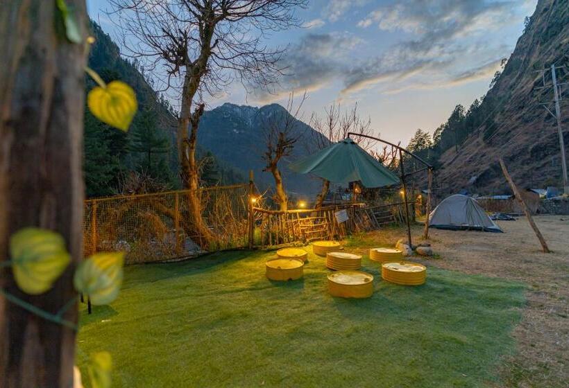 Jungle Hostel By Whoopers