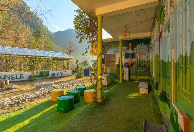 Jungle Hostel By Whoopers