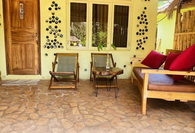 پانسیون Afro Smiles