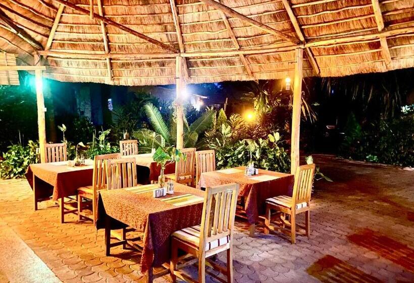 پانسیون Afro Smiles