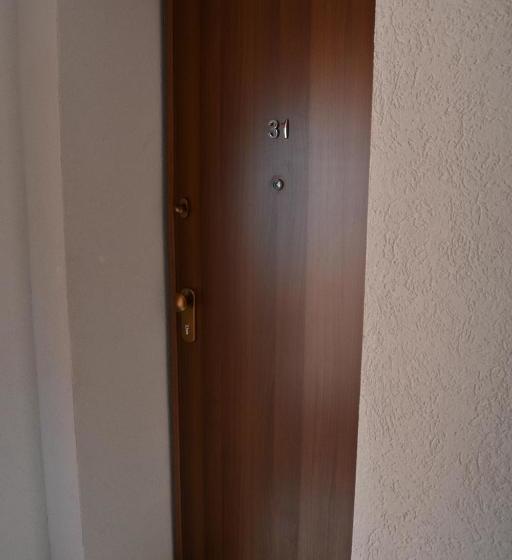 Пансион Casa Yoghi