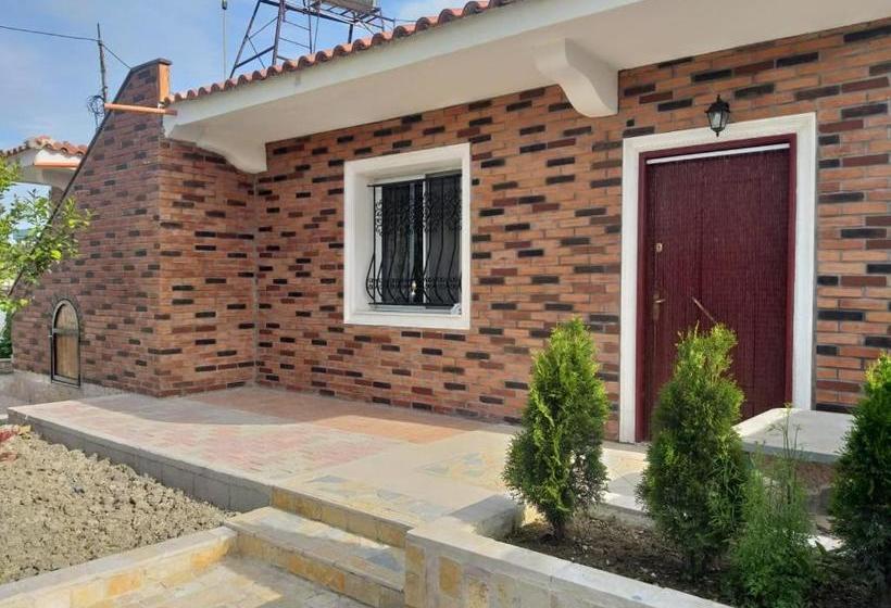 פנסיון Guest Rooms Arbri