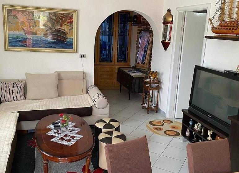 פנסיון Guest Rooms Arbri