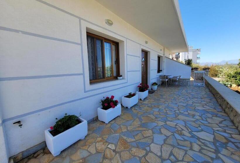 פנסיון Guesthouse Redilka