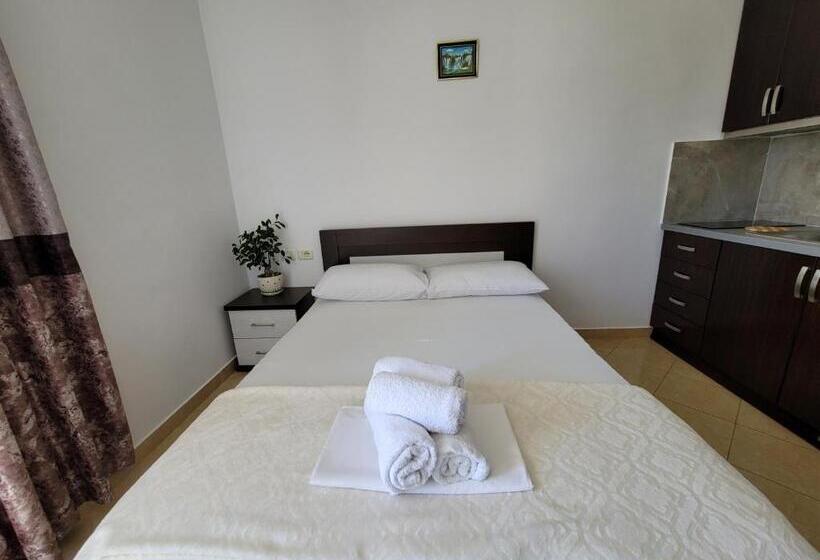 פנסיון Guesthouse Redilka
