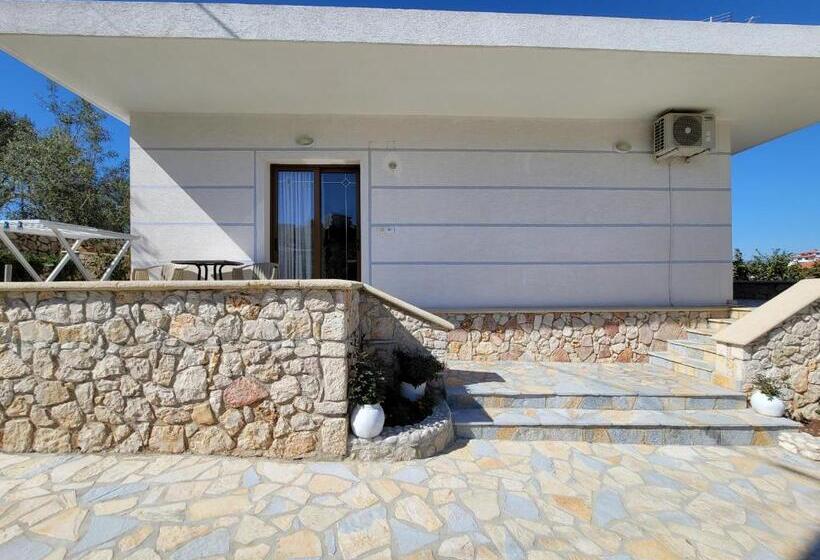 פנסיון Guesthouse Redilka