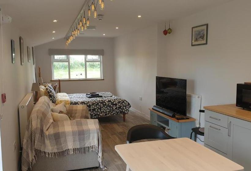 膳宿费 The Nook B&b