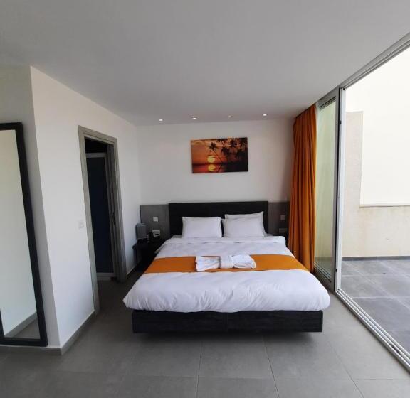 پانسیون Shoreline