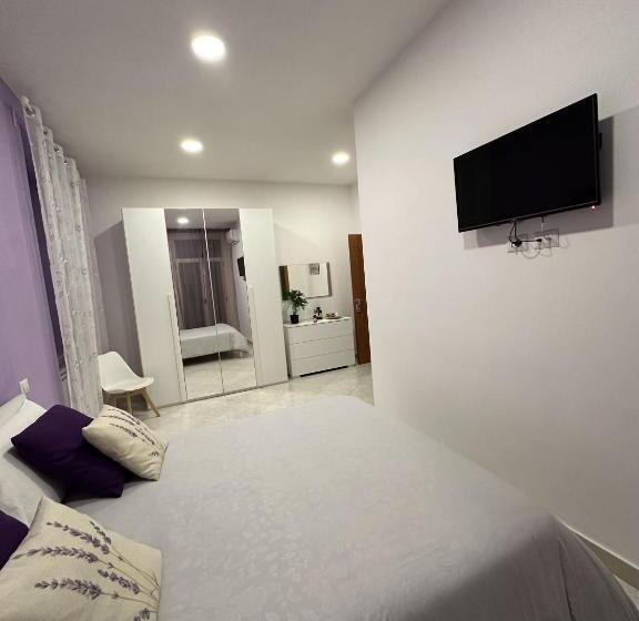 Пансион The Flower Garden