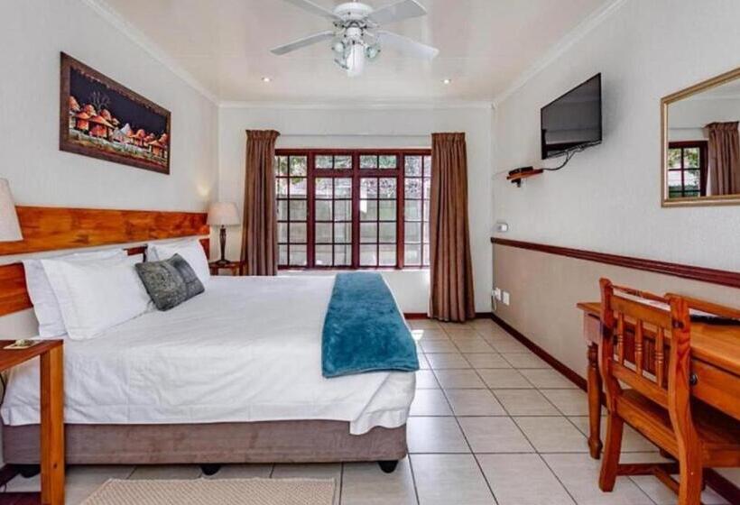 Пансион The Link Guest Lodge