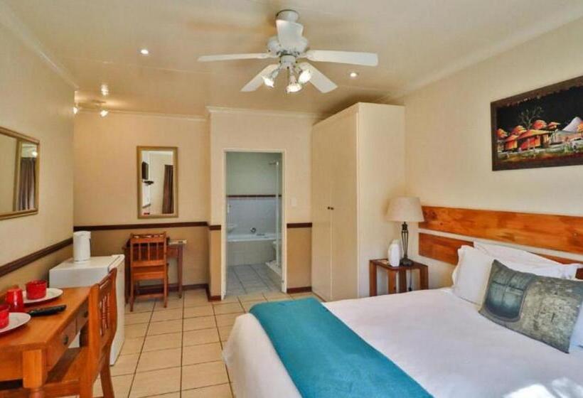 Пансион The Link Guest Lodge