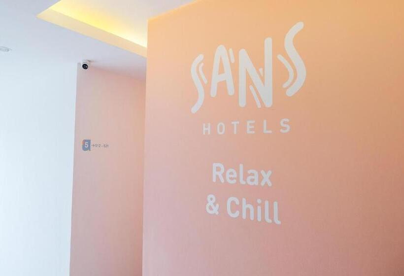 Sans Hotel Roxy Jakarta