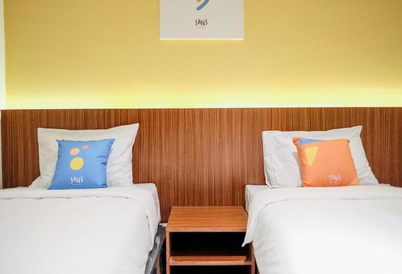 Sans Hotel Roxy Jakarta
