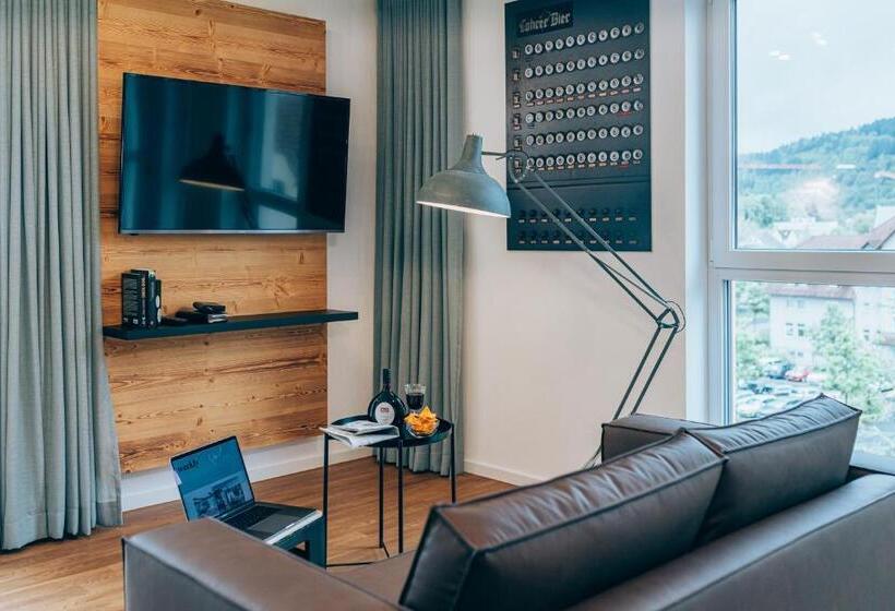 Weekly Boardinghouse