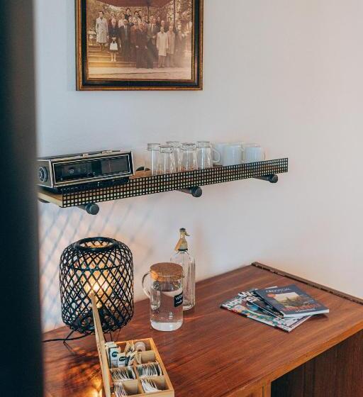 Weekly Boardinghouse