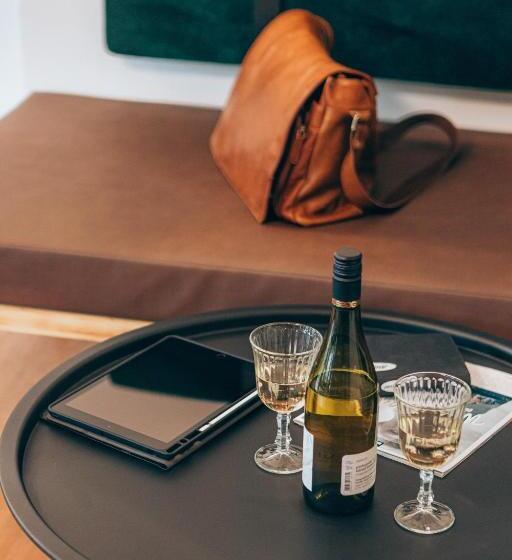 Weekly Boardinghouse