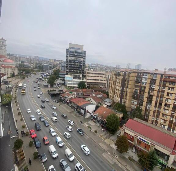 هاستل New Prishtina Luxury Rooms