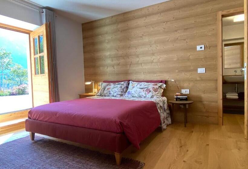 B & B Chalet Plan