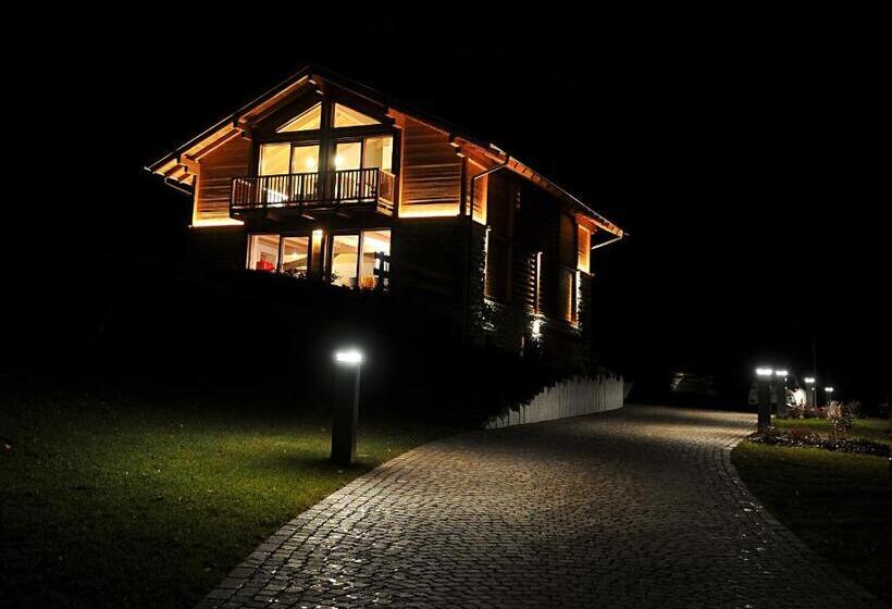B & B Chalet Plan