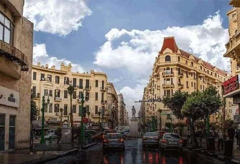 تختخواب و صبحانه Grand Talat Harb Plaza