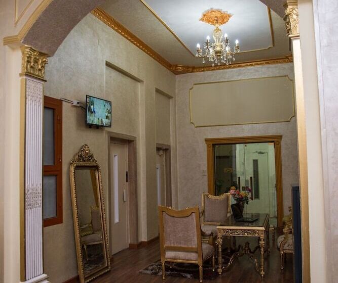 تختخواب و صبحانه Grand Talat Harb Plaza