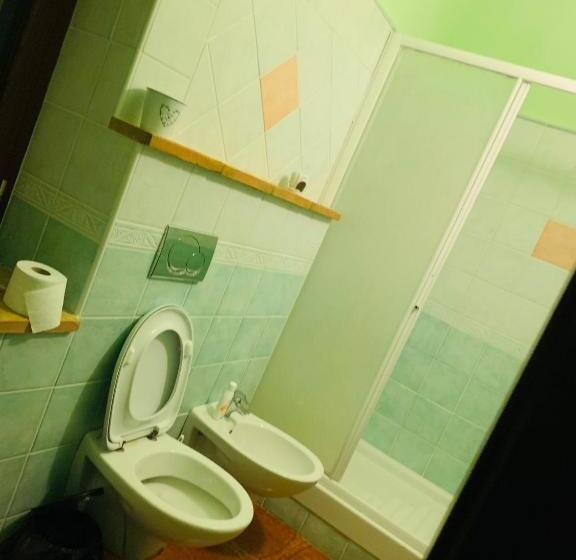 تختخواب و صبحانه La Maison