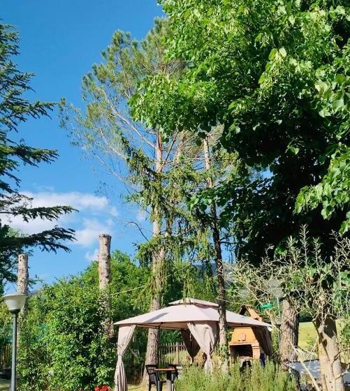 تختخواب و صبحانه La Maison