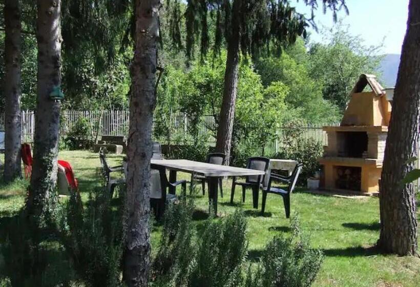 تختخواب و صبحانه La Maison